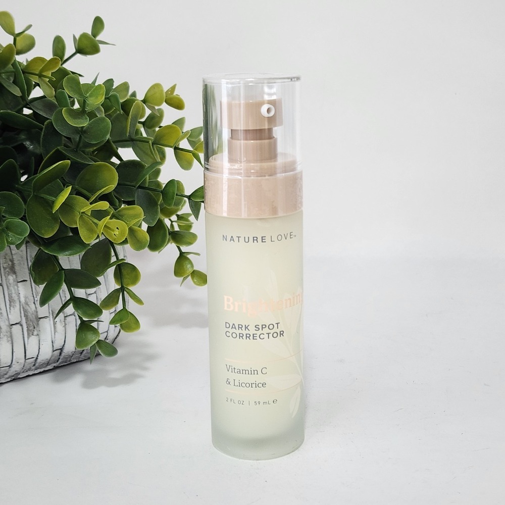 Nature Love Brightening Vitamin C & Licorice Dark Spot Corrector 2 fl oz  59 mL